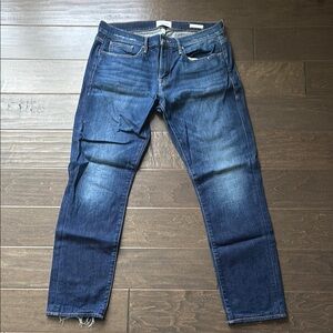 Frame Denim Blue Slim Jeans with Classic Style
